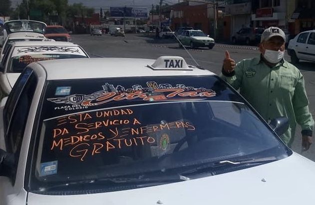 Taxistas de Pachuca dan servicio gratis a médicos y enfermeros