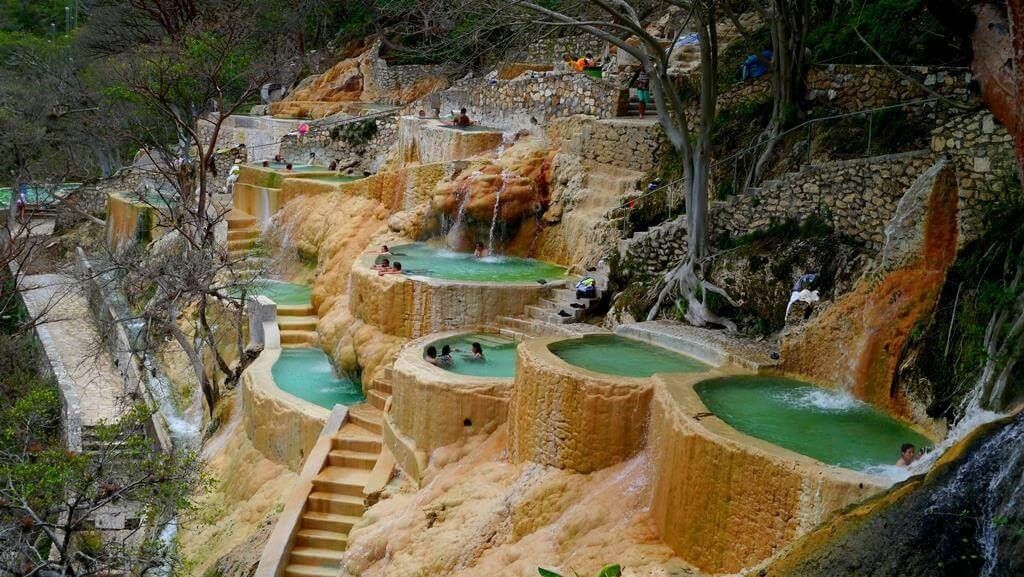 Grutas de Tolantongo, en Hidalgo: costos de acceso y hospedaje