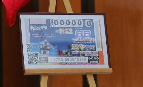 Lanza Lotería Nacional billete conmemorativo de Mineral de la Reforma