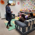 Rescatan a tres niños que eran golpeados por su padre, en Reforma