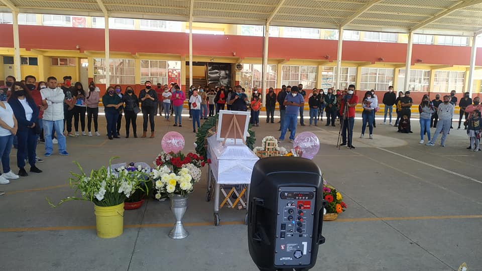 Este martes, amigos y familiares de Nicole, la menor de 7 años asesinada en Tizayuca, le dieron el último adiós en dicho municipio.