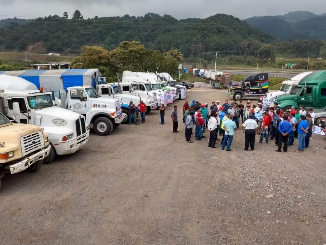 Transportistas se movilizarán este martes en la México-Pachuca y otras vías