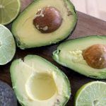 Limón y aguacate, por los cielos: hasta 70 pesos