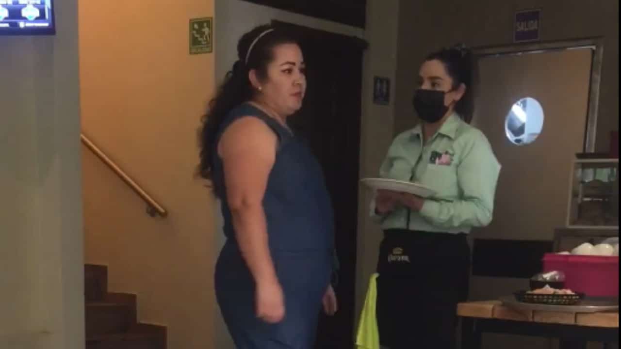 Los memes de #LadyComeGratis, mujer que se negó a pagar la cuenta