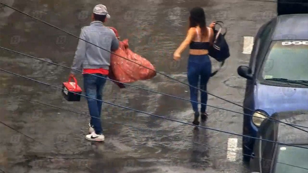 Detienen a 3 sujetos por robo de autopartes en Centro de Pachuca