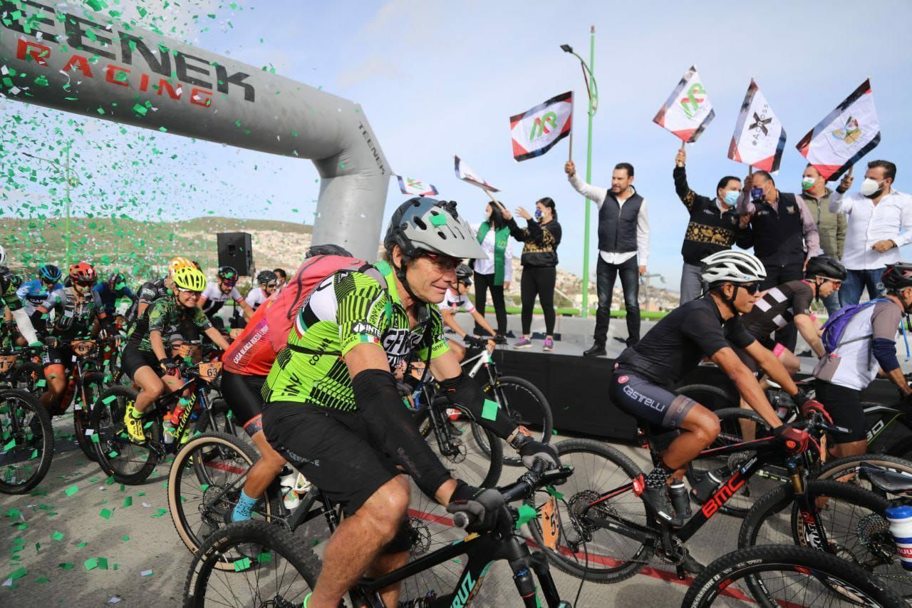 Dan en Mineral de la Reforma banderazo a A-XCross Hidalgo