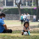 Aumentan a 20 días el permiso de paternidad en México