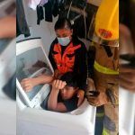Rescatan a niño que quedó atrapado dentro de una lavadora