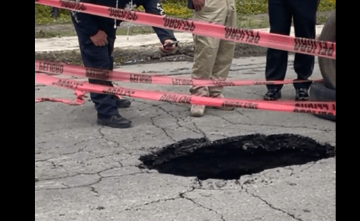 Por socavón en calles de Pachuca, cierran la circulación en La Paz