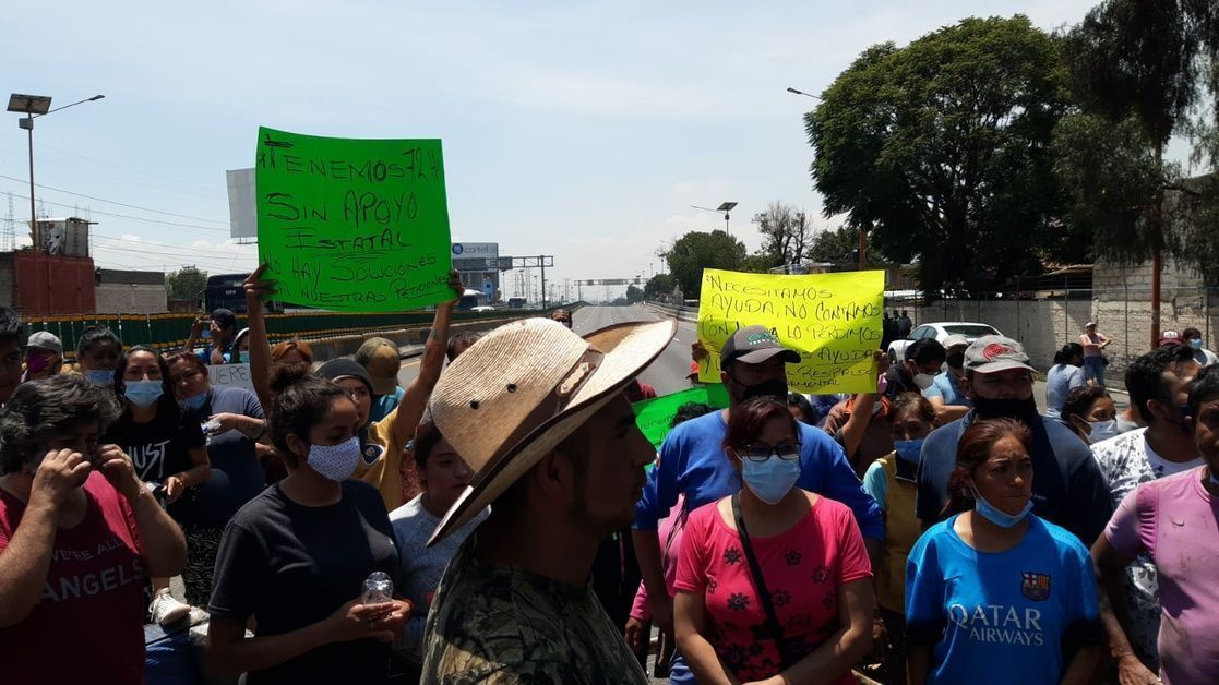 Cerrarán vecinos la México-Pachuca por baches e inundaciones