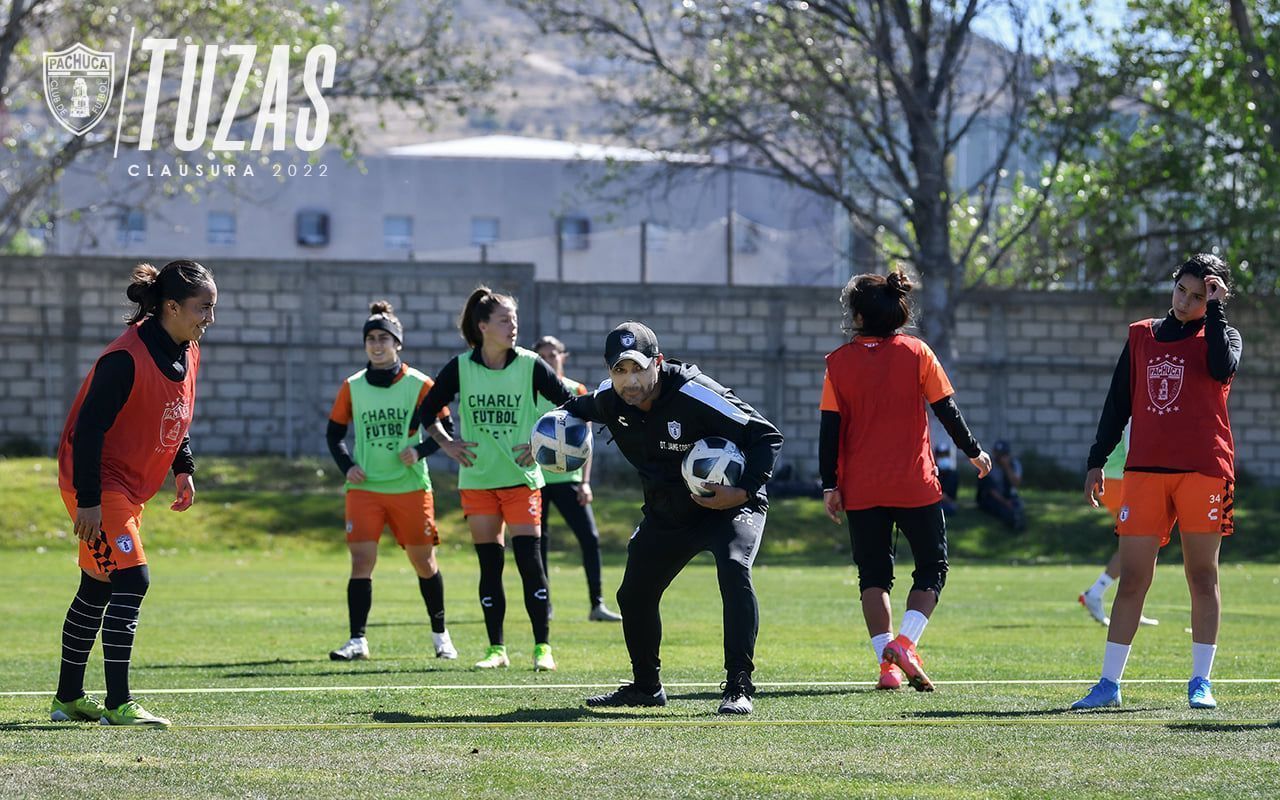 Jaime Correa deja dirección técnica de las Tuzas del Pachuca