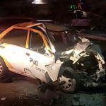 Muere taxista de Pachuca tras fuerte impacto contra grúa