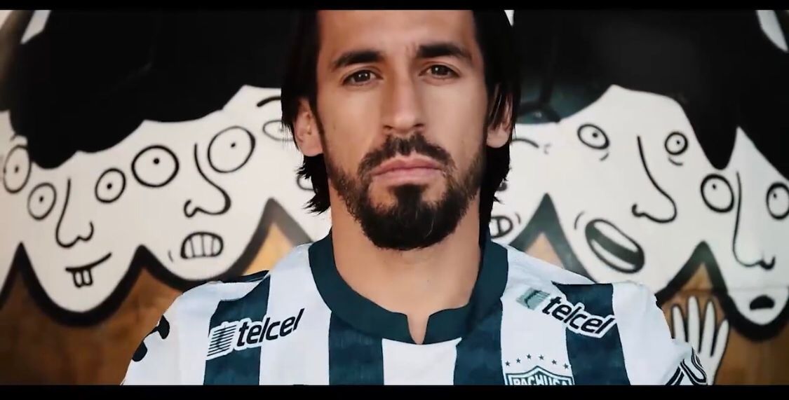 Fernando Navarro, nuevo jugador de los Tuzos del Pachuca