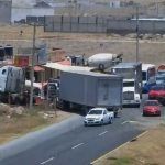 Chocan tráilers sobre la carretera Pachuca-Sahagún
