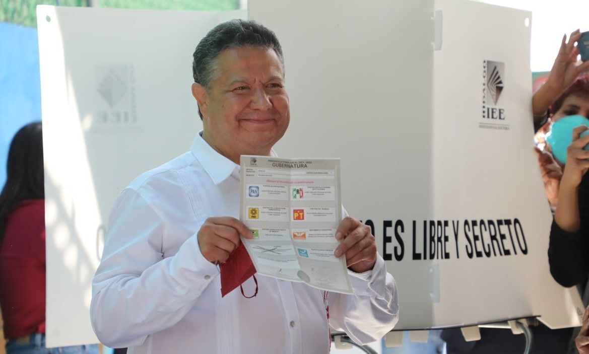 Celebra Menchaca un año de su victoria en elección