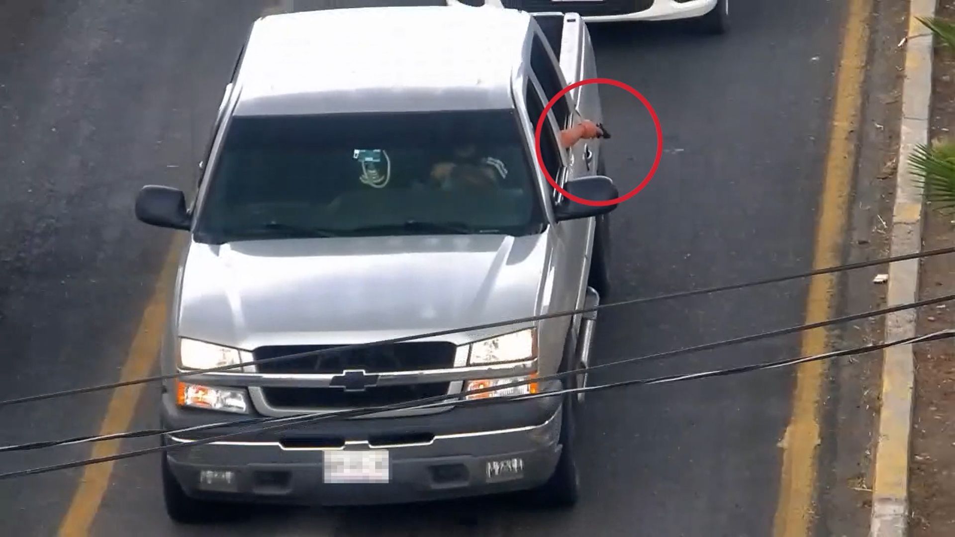 VIDEO Así detuvieron a dos sujetos que llevaban arma en camino de Hidalgo