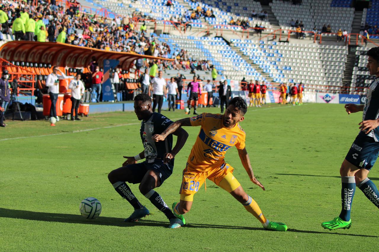 Pachuca y Tigres se enfrentan en duelo de poderío