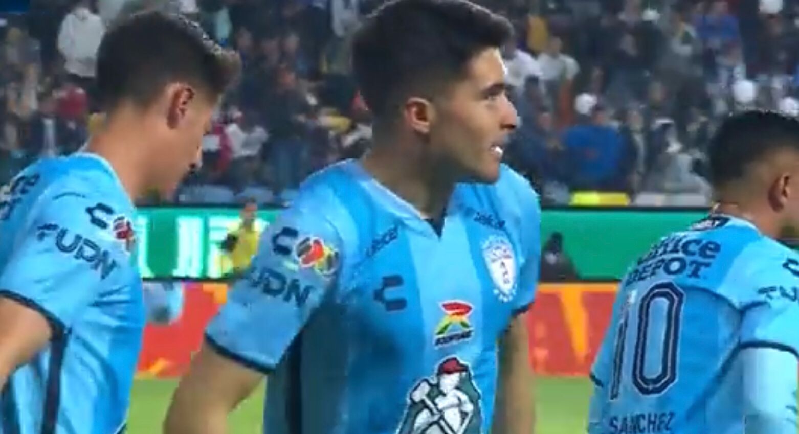 Toman Tuzos la ventaja ante Monterrey en juegazo