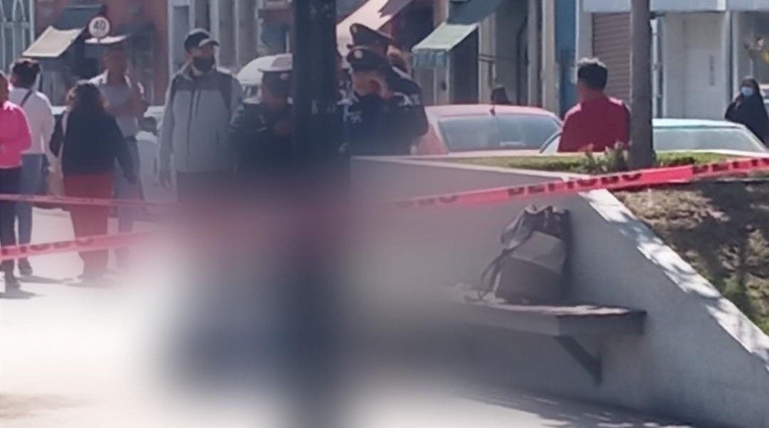 Fallece una persona en la plaza Independencia, en Pachuca