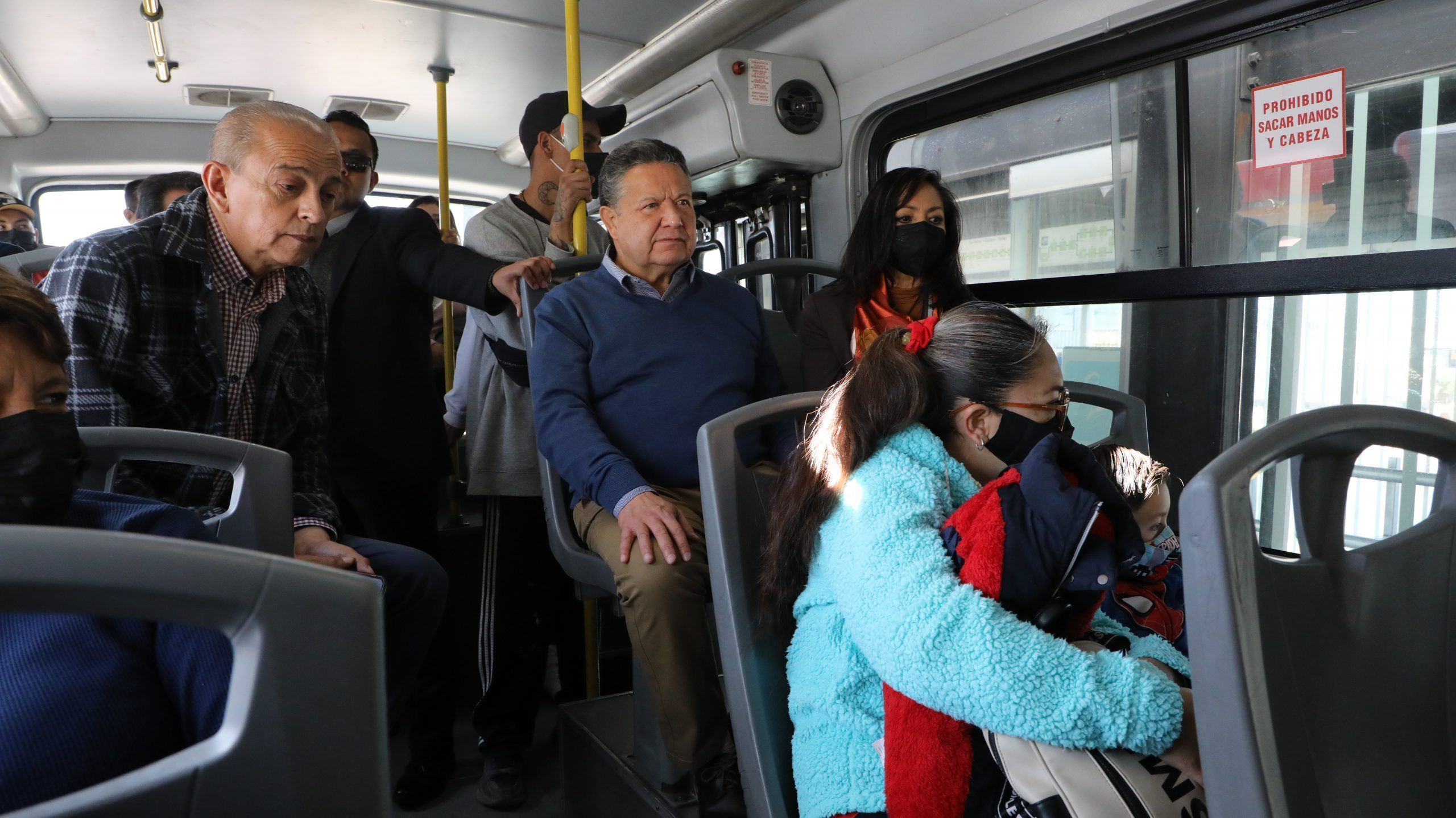 Recorre Menchaca Tuzobús; hay 51 unidades inservibles