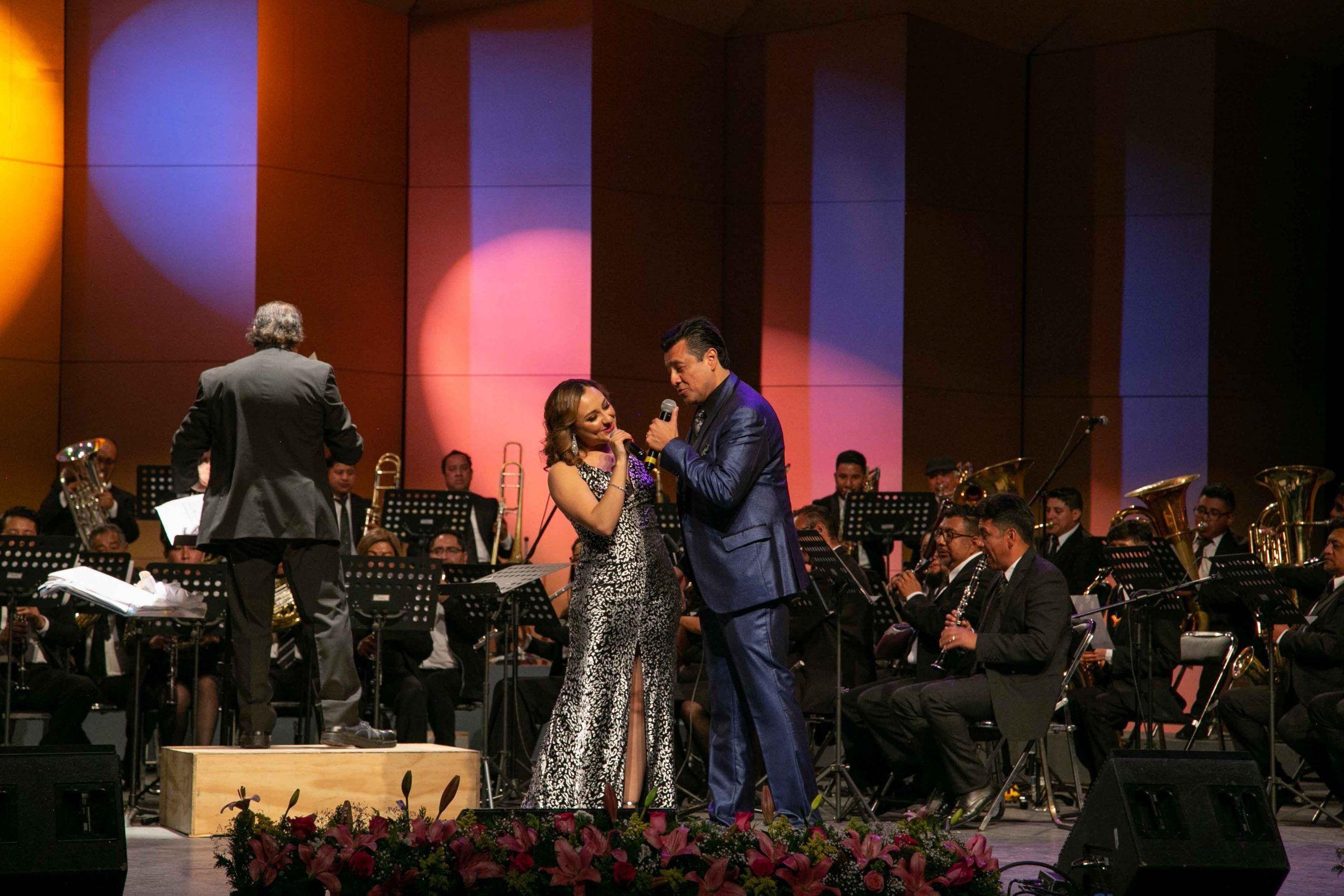 Canto al Amor enamoró con música; realizarán talleres con lo recaudado