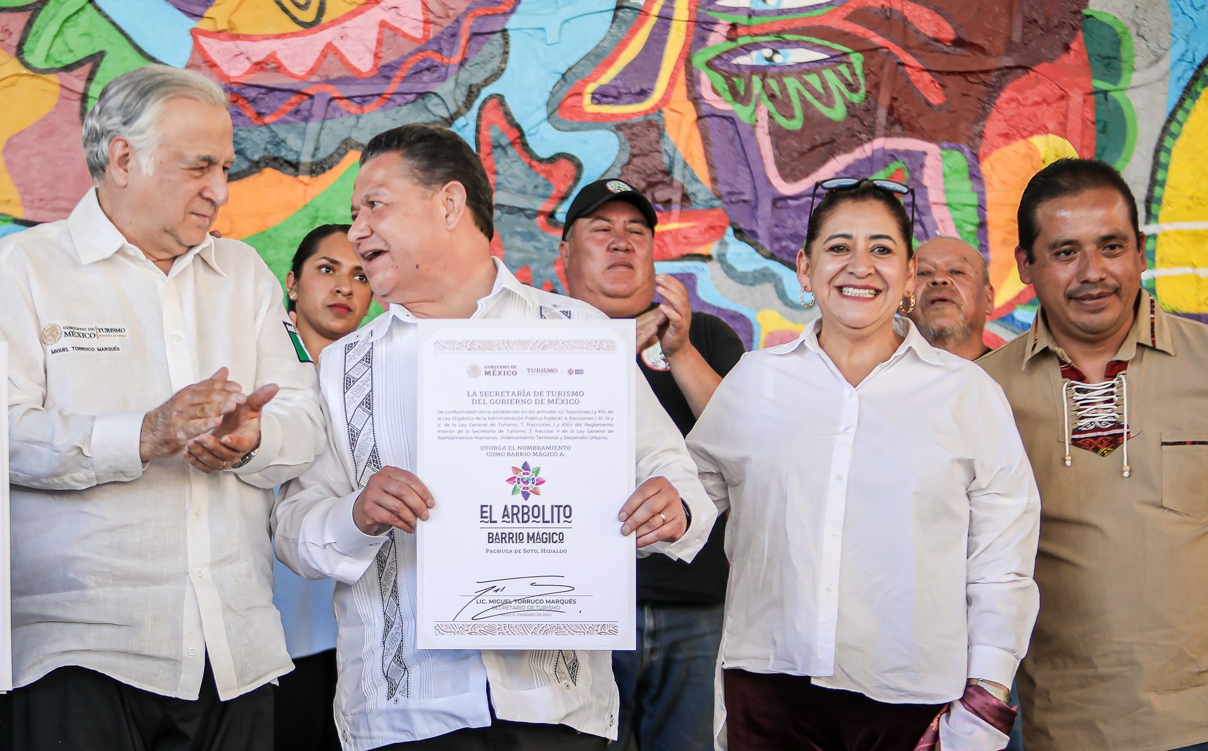 Entregan nombramiento de Barrio Mágico a El Arbolito