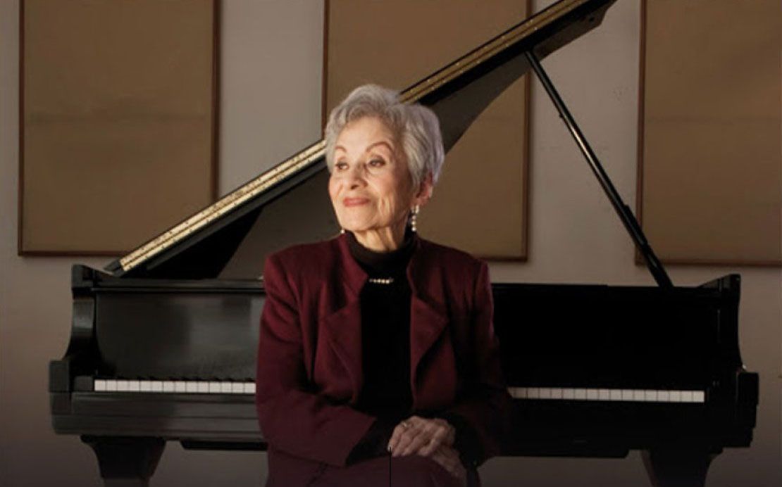 Celebrarán centenario de María Teresa Rodríguez con actividades