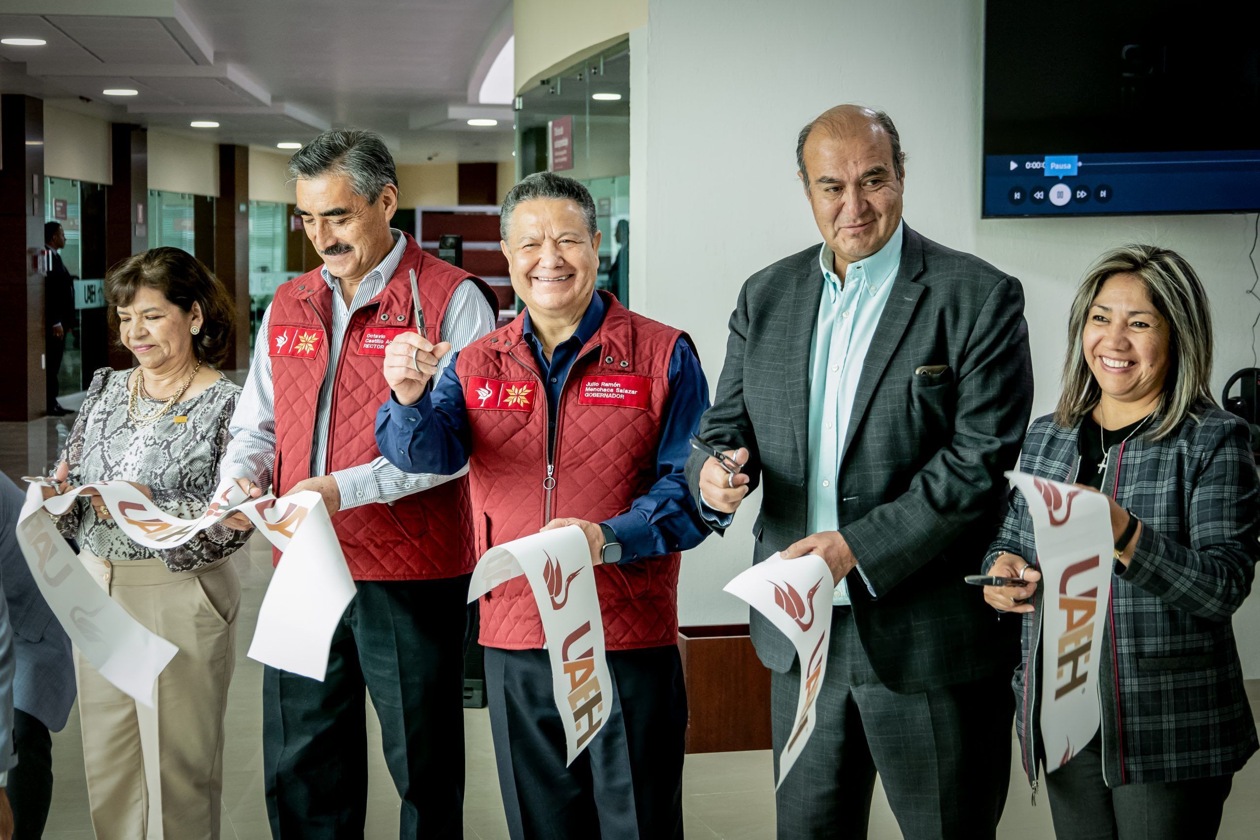 Ofrece Menchaca mediar en conflicto en la UAEH