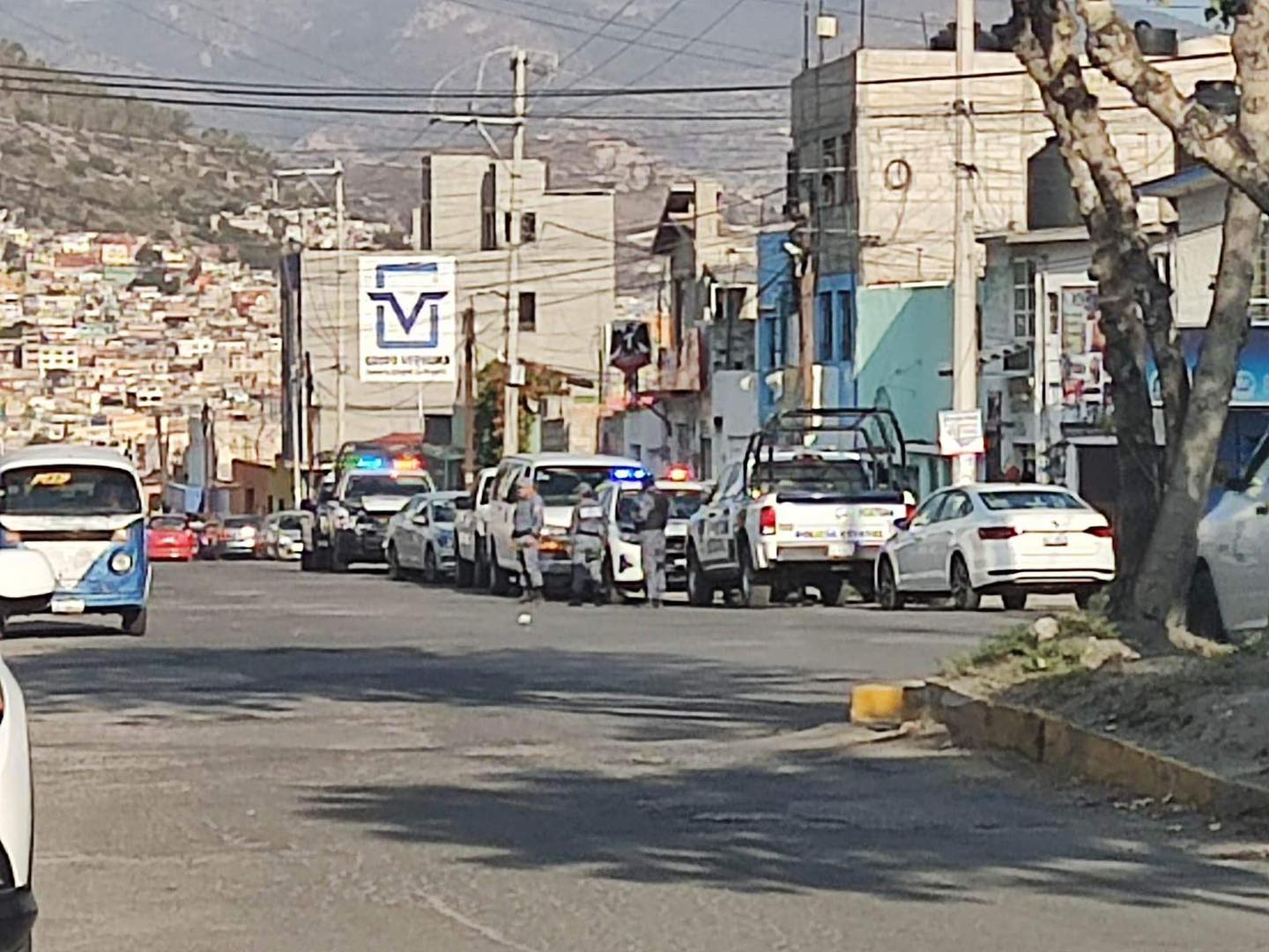 Catean inmueble por venta de droga en Calzada Veracruz, en Pachuca