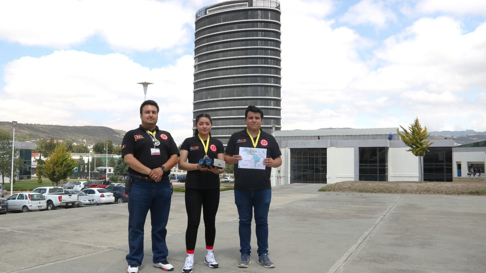 Alumnos de UAEH competirán en Mundial de Robótica