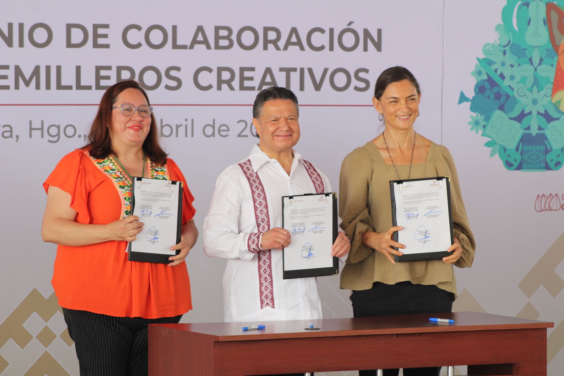 Encabeza Menchaca convenio de colaboración en favor de la cultura hidalguense