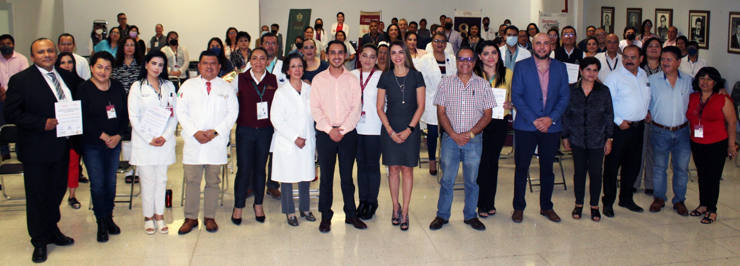 ISSSTE Hidalgo reconoce a personal con más felicitaciones