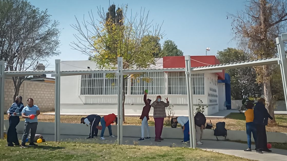 En unidades especializadas, brindan atención a pacientes con enfermedades crónico degenerativas