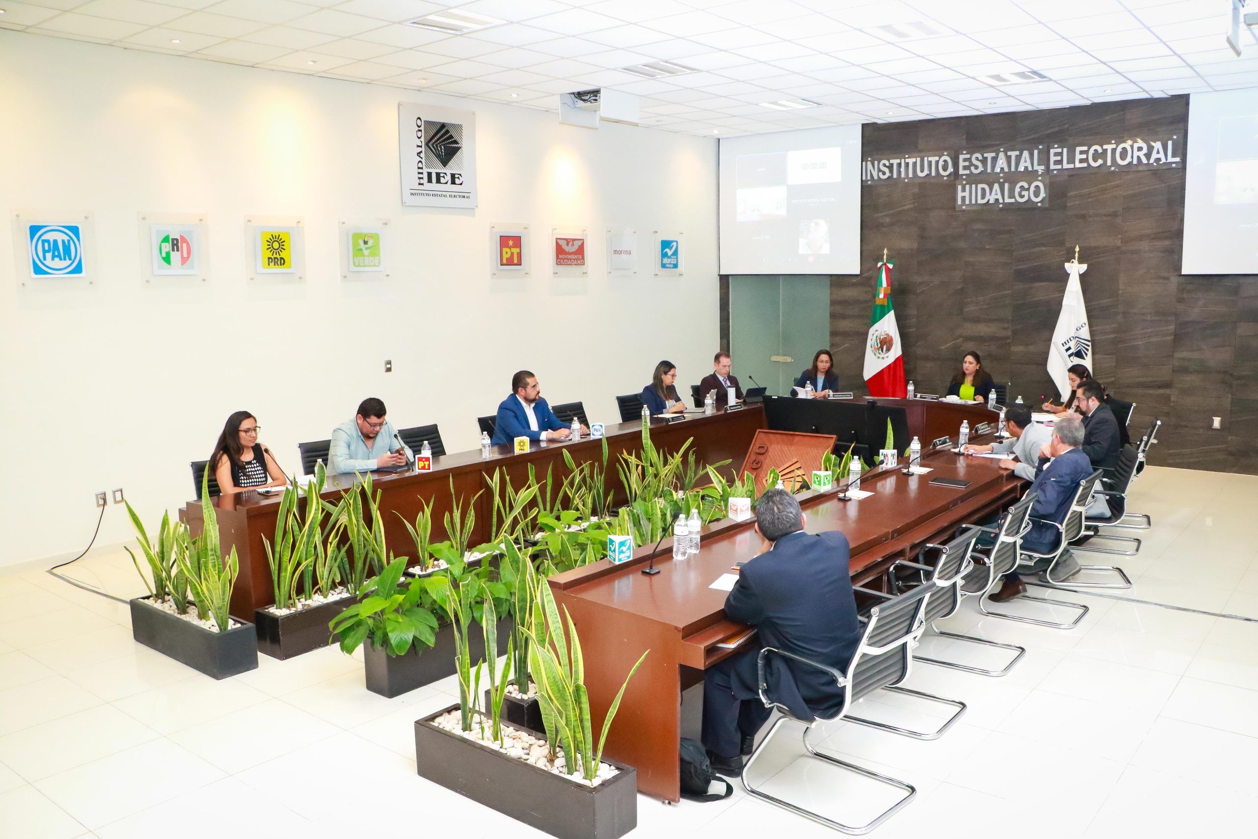 IEEH rinde Informe de Actividades de los Partidos Políticos para VPCMRG