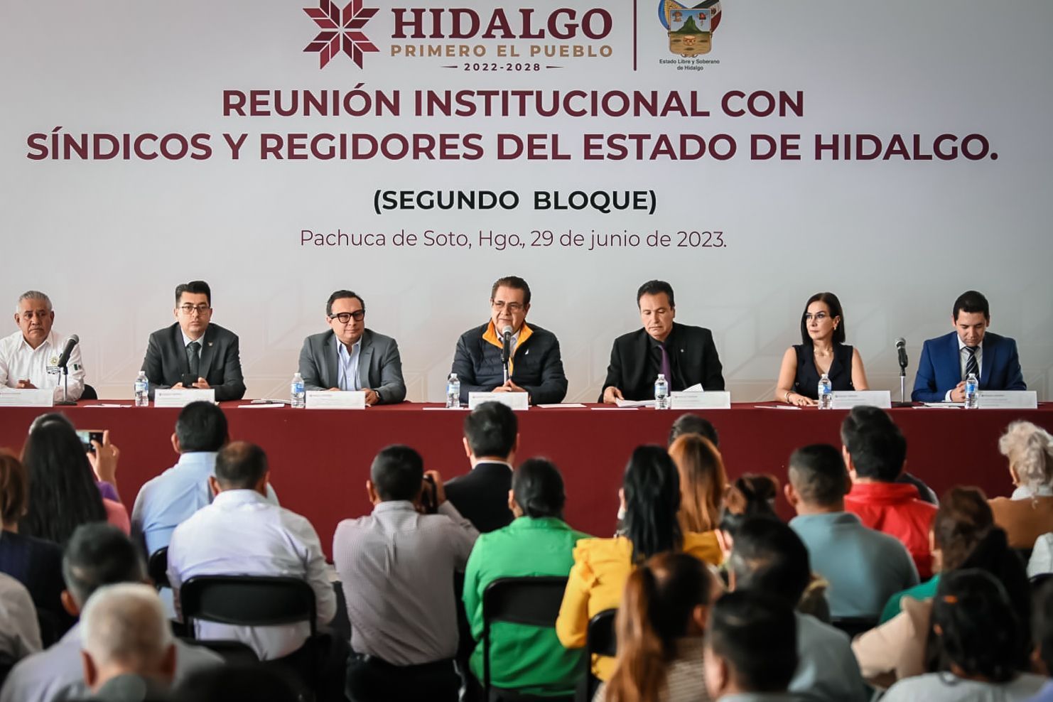 Obligación de los servidores públicos, cumplir con su deber: Guillermo Olivares