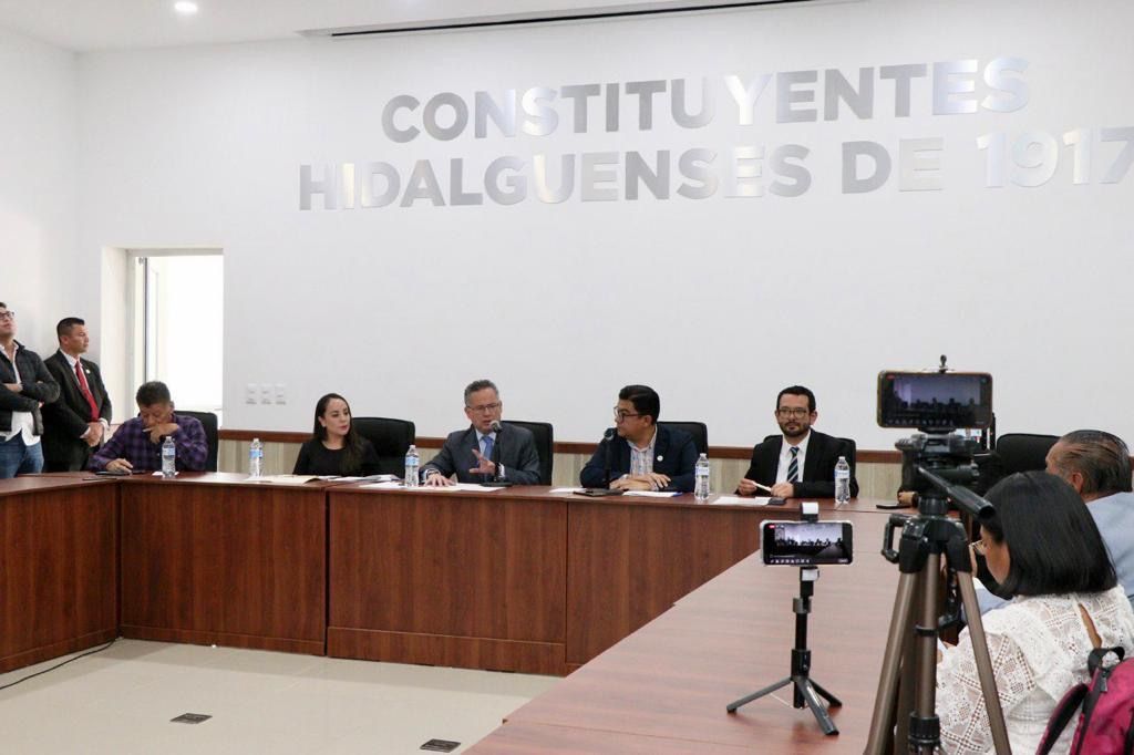 Presentan iniciativa que establece los delitos cometidos contra la libertad de expresión