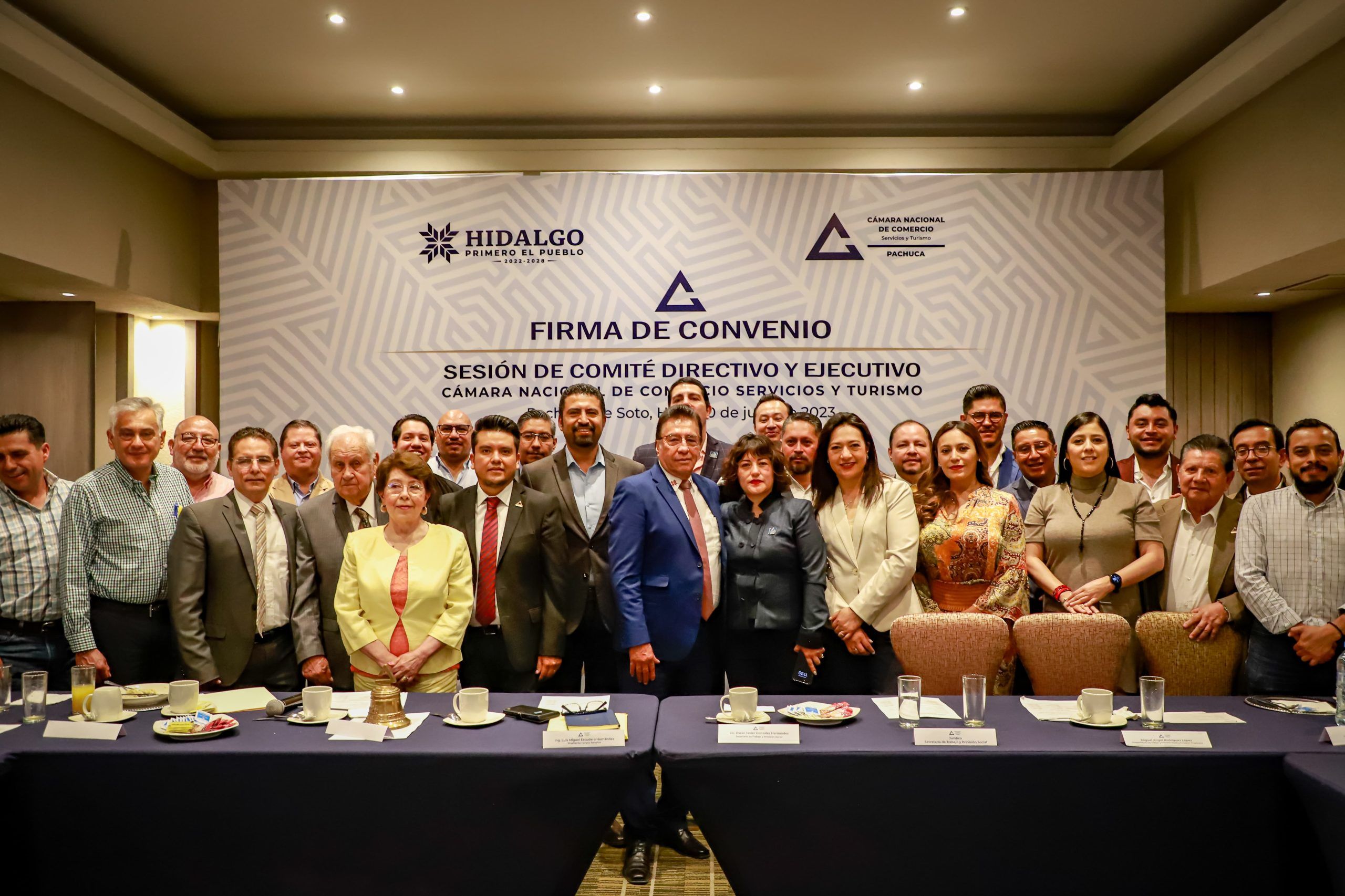 STPSH y CANACO Servytur Pachuca buscan mayor vinculación y capacitación, con firma de convenio