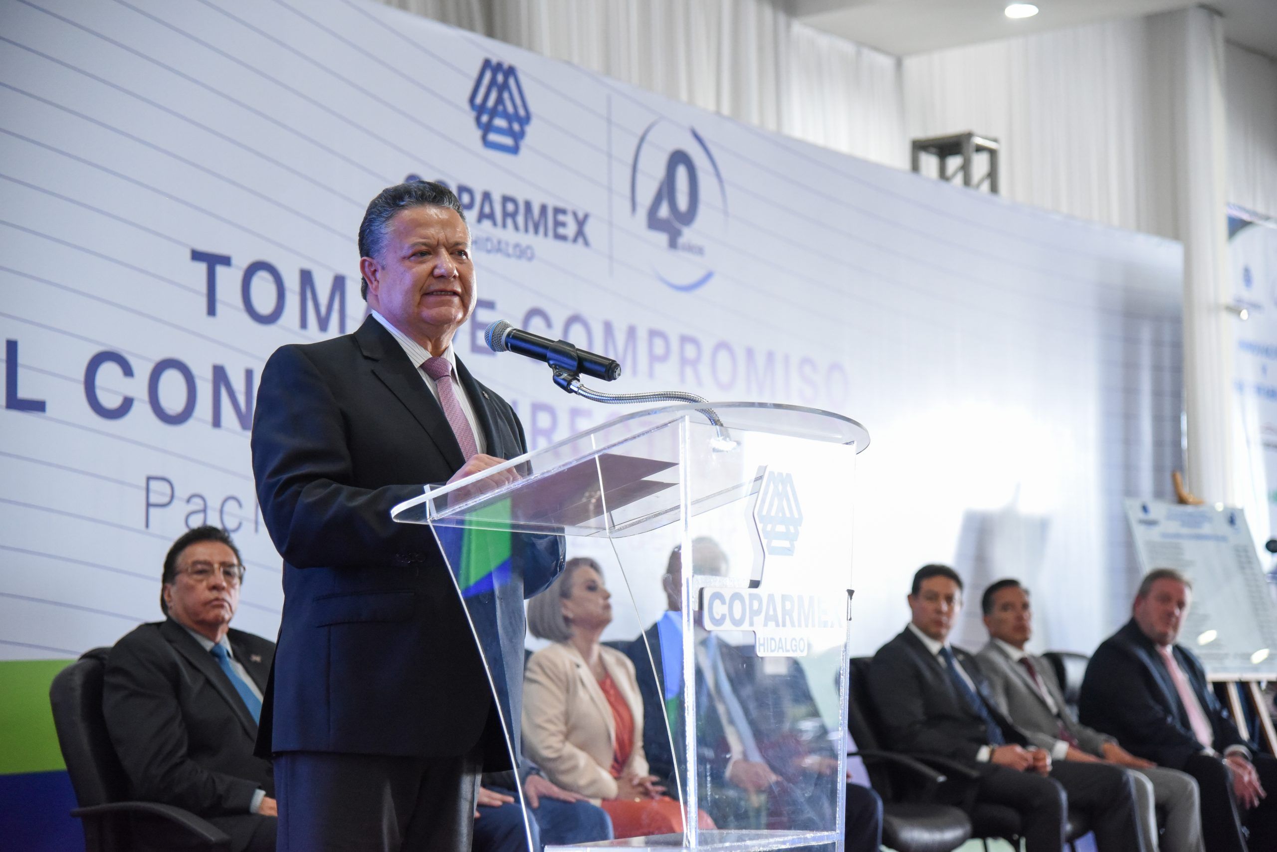 Sentido social de las empresas impulsa desarrollo de Hidalgo: Julio Menchaca
