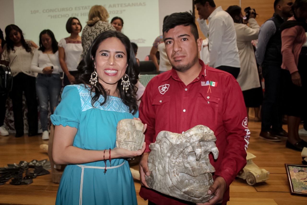 Gobierno estatal premió a personas artesanas que destacaron en el concurso “Hecho en Hidalgo”