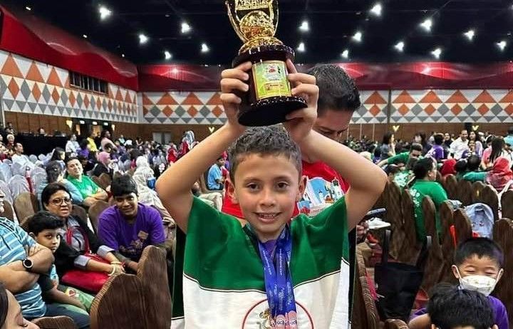 Niño de Pachuca gana internacional de cálculo mental en Malasia