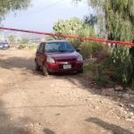 Encuentran cuerpo de un hombre dentro de auto, en Tepeapulco