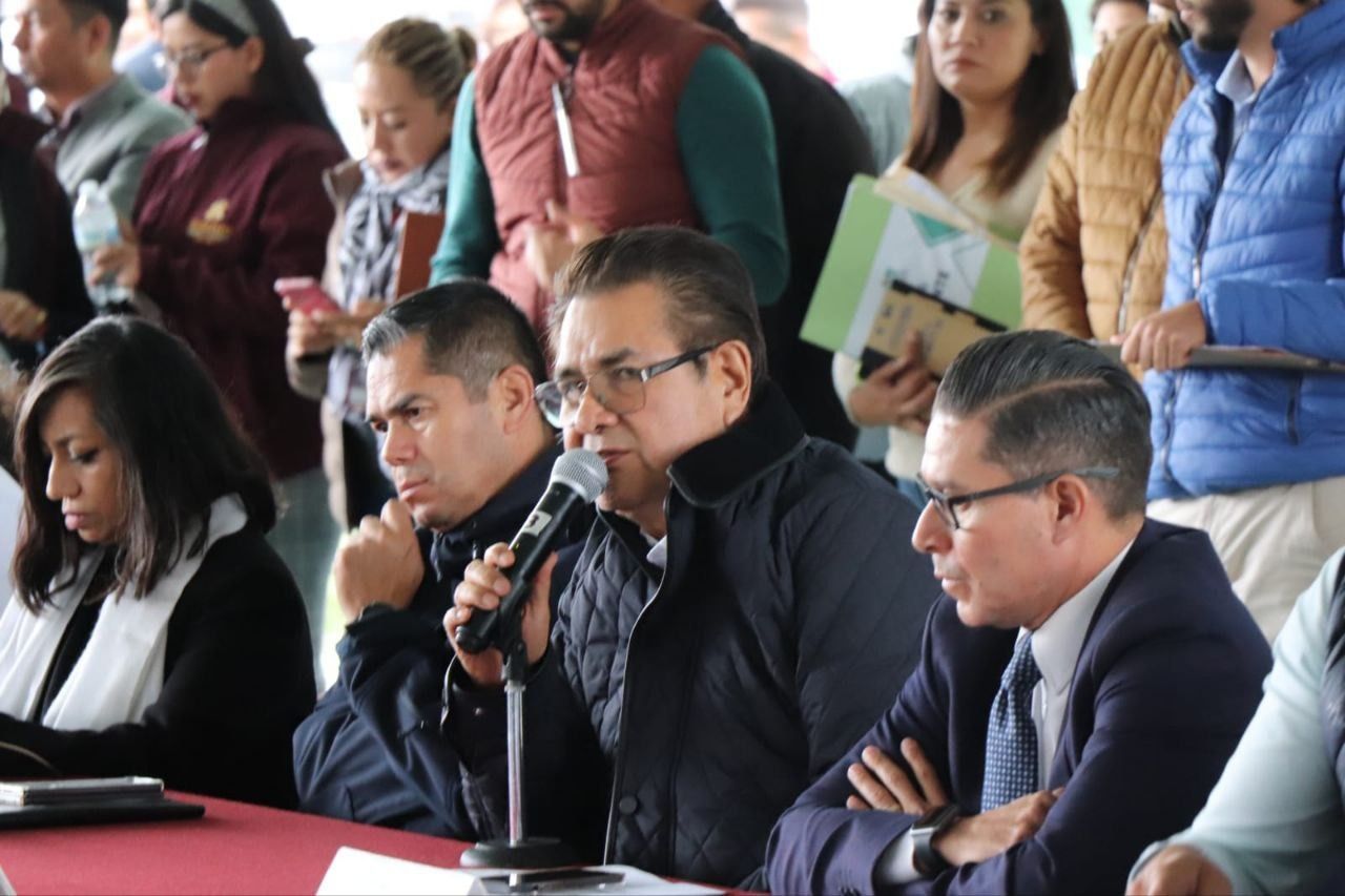 Funcionarios públicos deben rendir cuentas a la población de manera constante: Guillermo Olivares