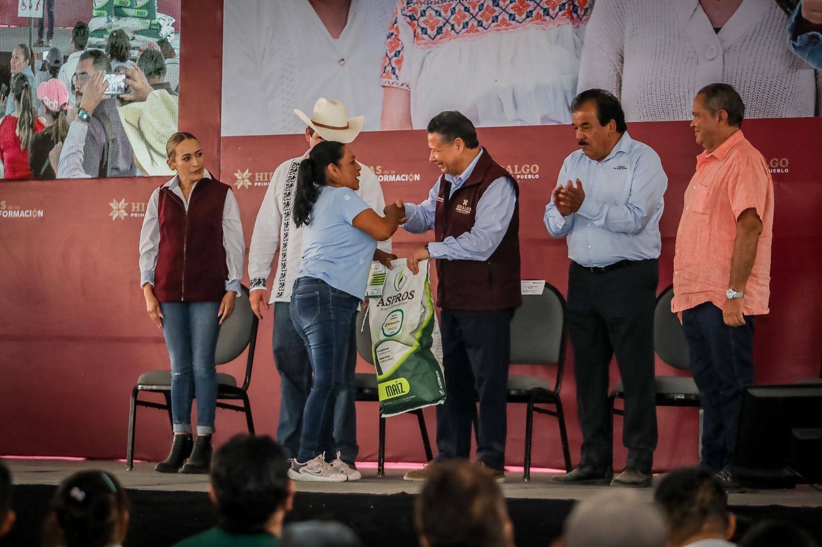Cambió en Hidalgo la forma de gobernar, hoy se transforman vidas: Menchaca