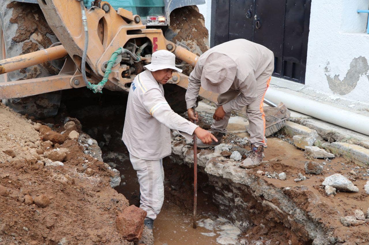 Repara Caasim fuga en Venta Prieta; afectará suministro de agua