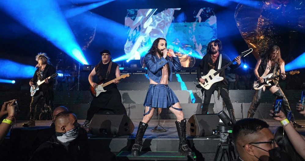 Moderatto en el teatro del pueblo de la Feria Pachuca 2023