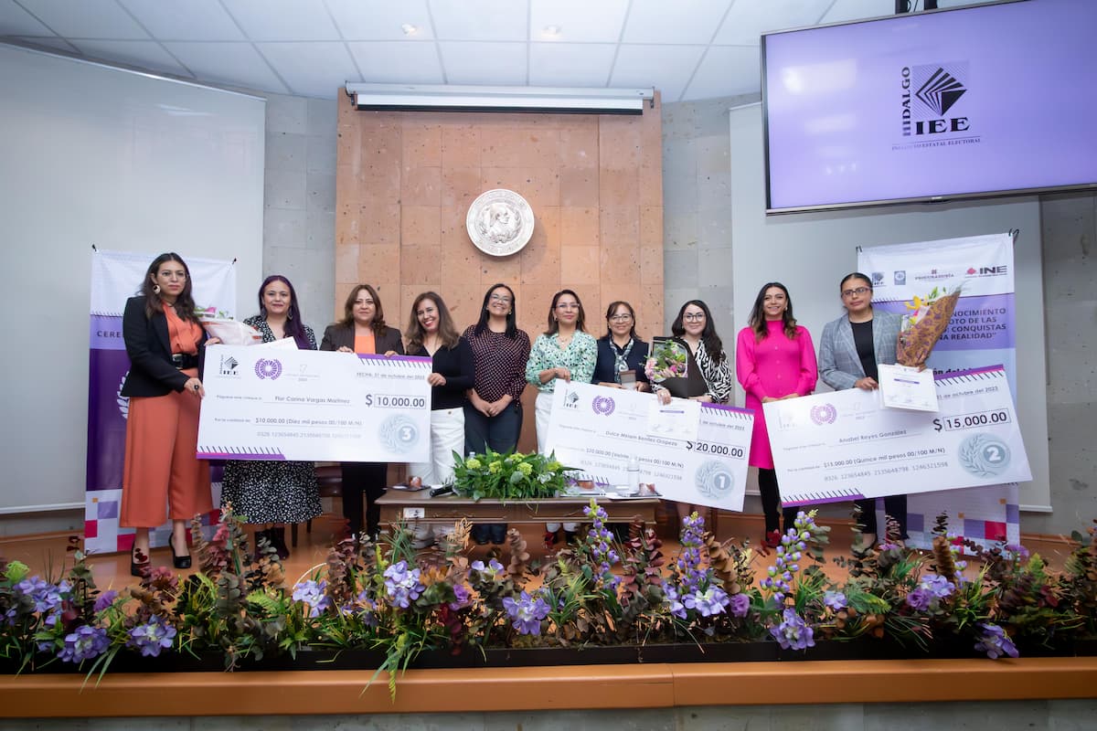 IEEH entrega presea “Premio 17 de Octubre” 2023