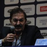 Ricardo La Volpe se define como un docente del futbol