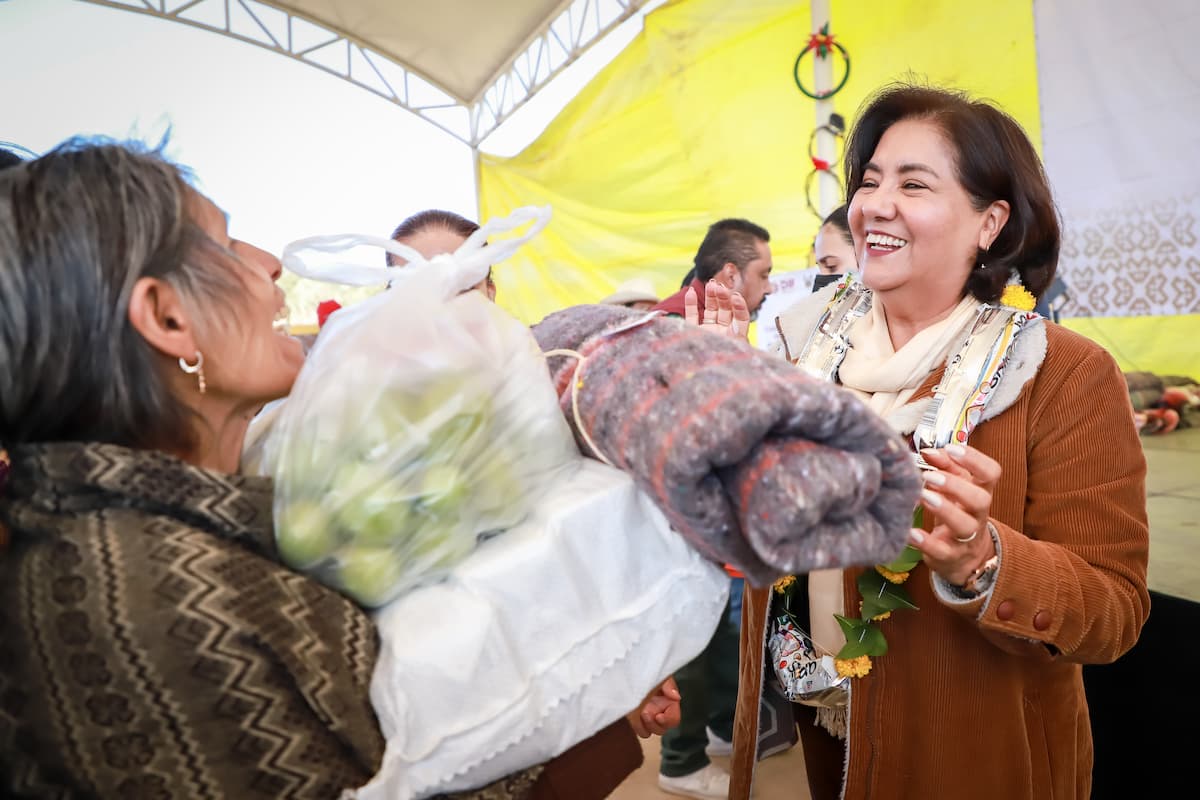 DIF Hidalgo arrancó programa “Este Invierno Abrígalo”, en Acaxochitlán