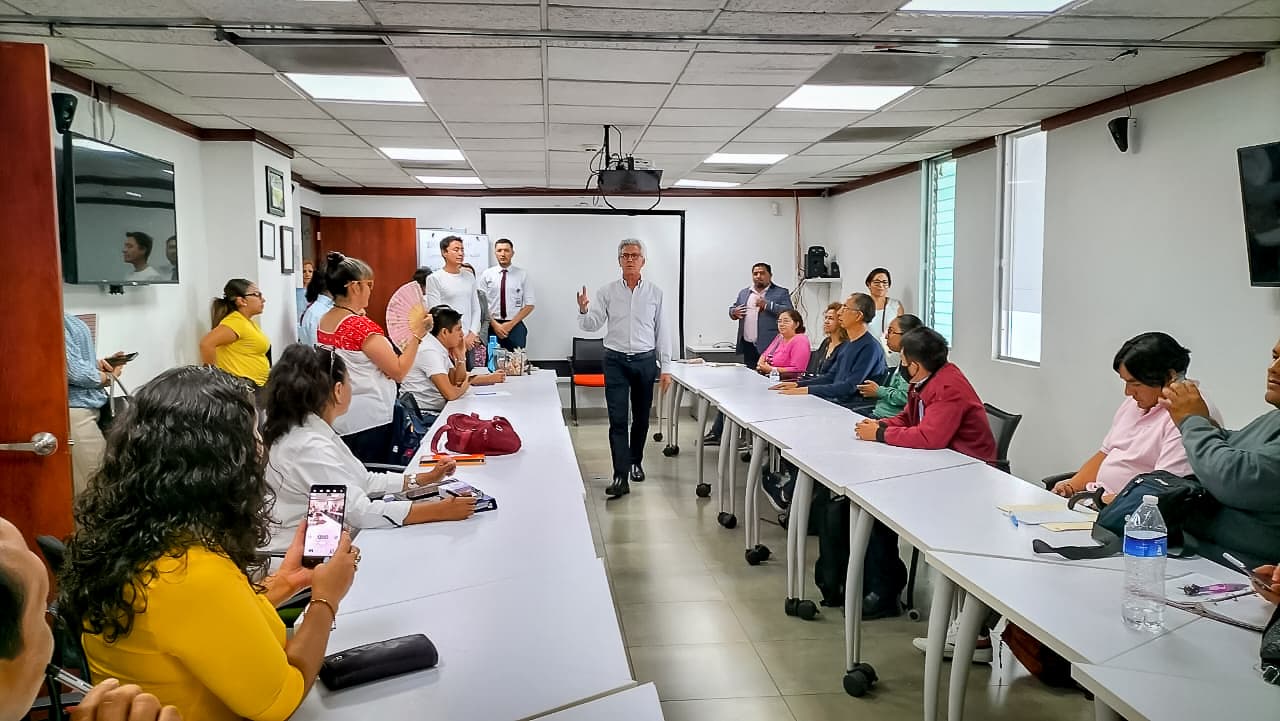 Dan impulso empresarial con cursos y asesorías, en Hidalgo