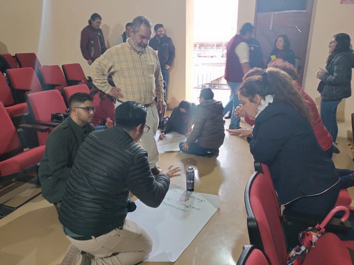 Egresan 30 estudiantes del Diplomado en Mediación Lectora